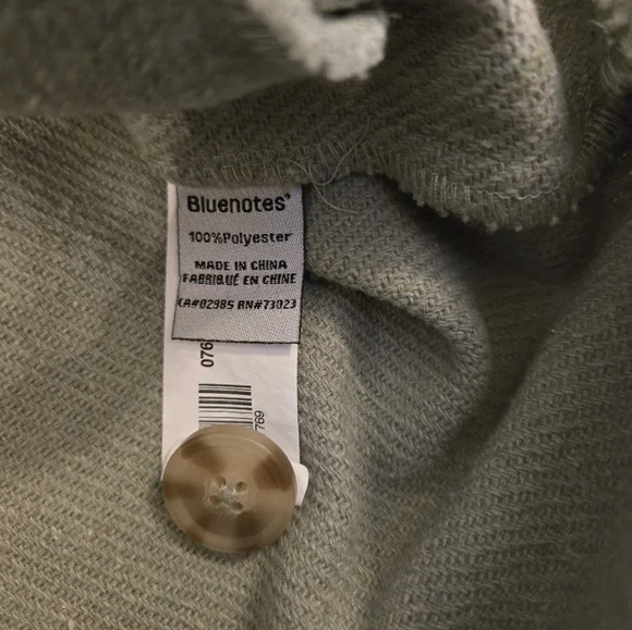 Green Button-Up Jacket - Picture 3 of 3